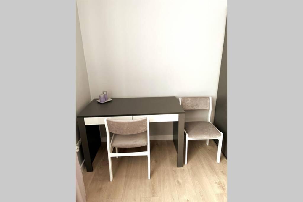 Modern Apartment In Tarnów 外观 照片