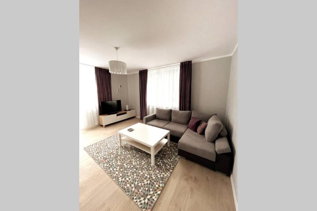Modern Apartment In Tarnów 外观 照片