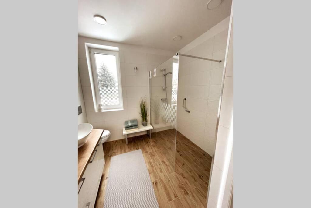 Modern Apartment In Tarnów 外观 照片
