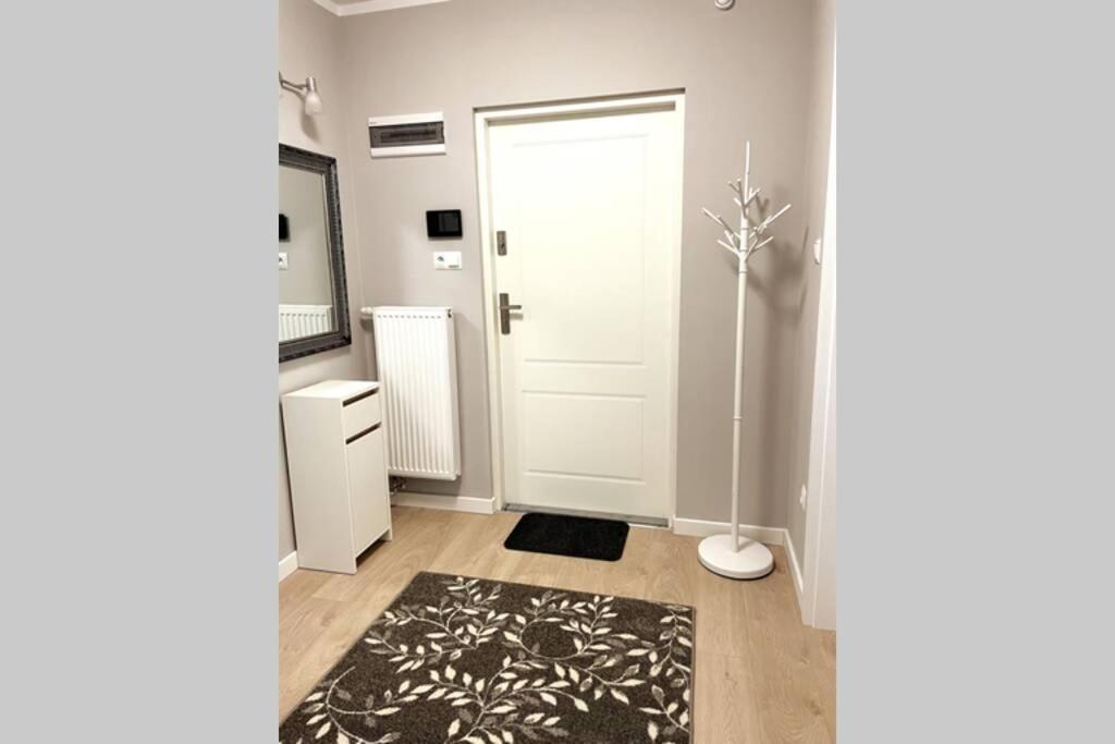 Modern Apartment In Tarnów 外观 照片